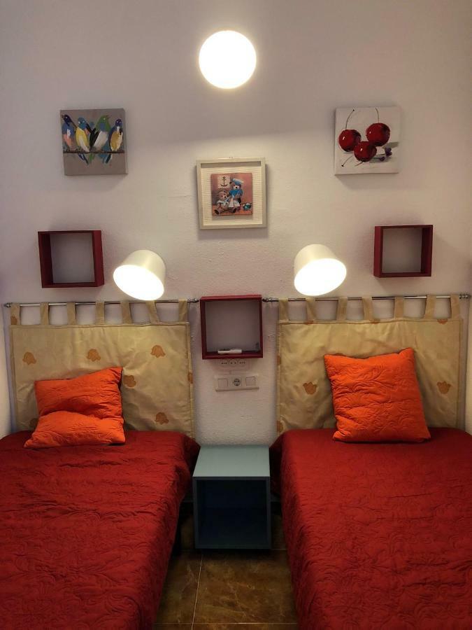 Artas Apartamentos Torremolinos Exteriör bild